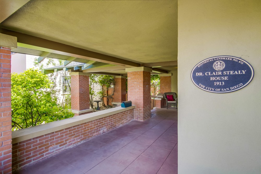 Virtual tour photo 11 of 86 for 1847 Altamira Pl