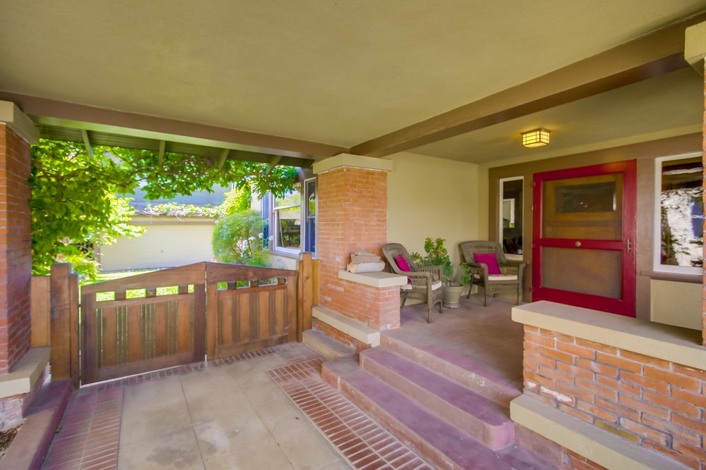 Virtual tour photo 16 of 86 for 1847 Altamira Pl