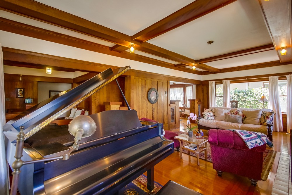 Virtual tour photo 19 of 86 for 1847 Altamira Pl