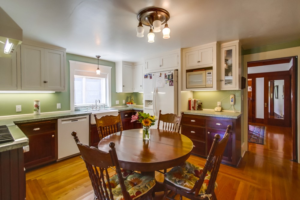 Virtual tour photo 27 of 86 for 1847 Altamira Pl