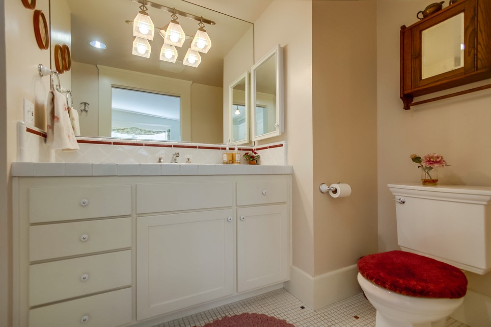 Virtual tour photo 40 of 86 for 1847 Altamira Pl