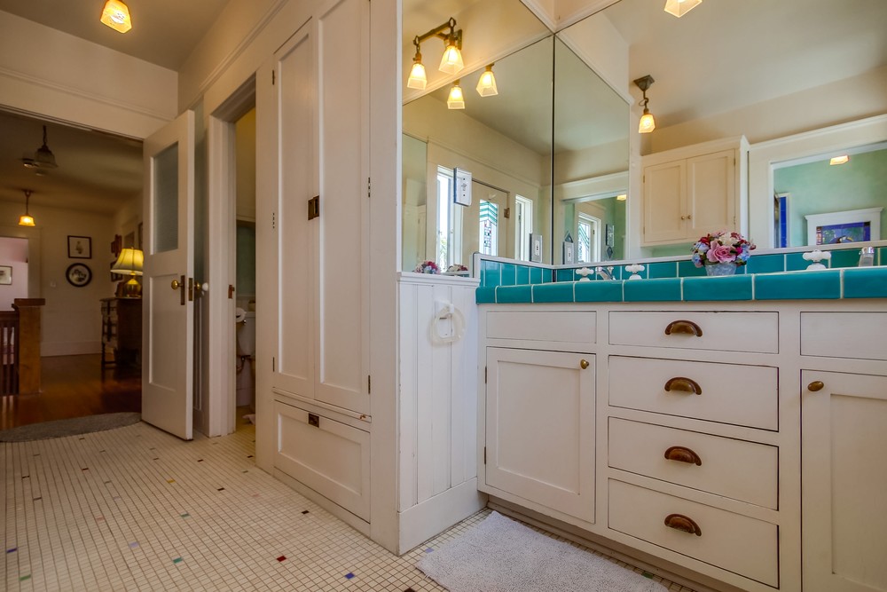 Virtual tour photo 71 of 86 for 1847 Altamira Pl