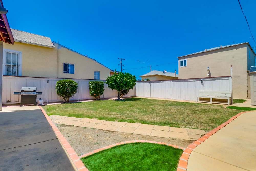 Virtual tour photo 25 of 29 for 1850 Kearney Ave