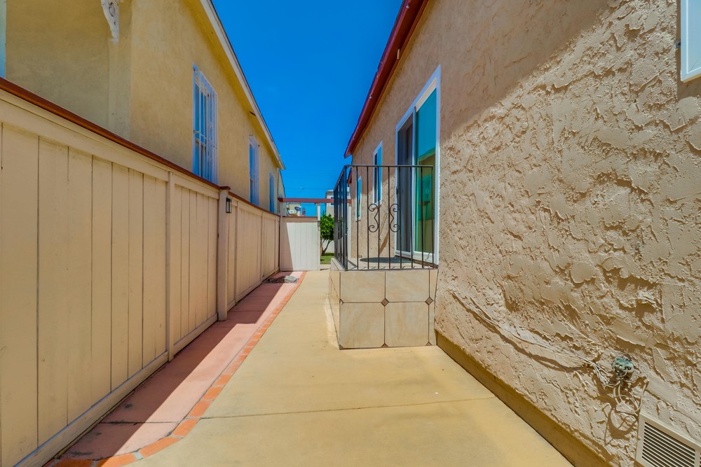 Virtual tour photo 30 of 29 for 1850 Kearney Ave