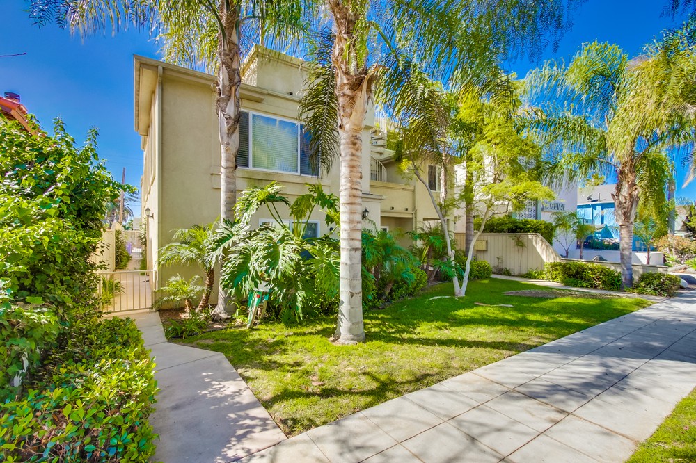 Virtual tour photo 4 of 26 for 1853 Hornblend Street