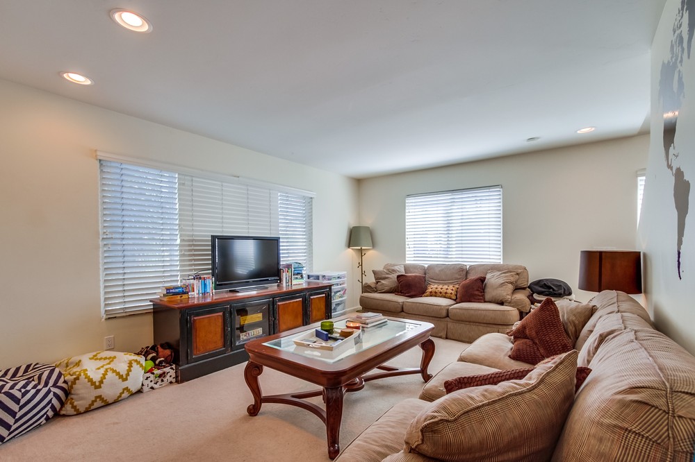 Virtual tour photo 6 of 26 for 1853 Hornblend Street