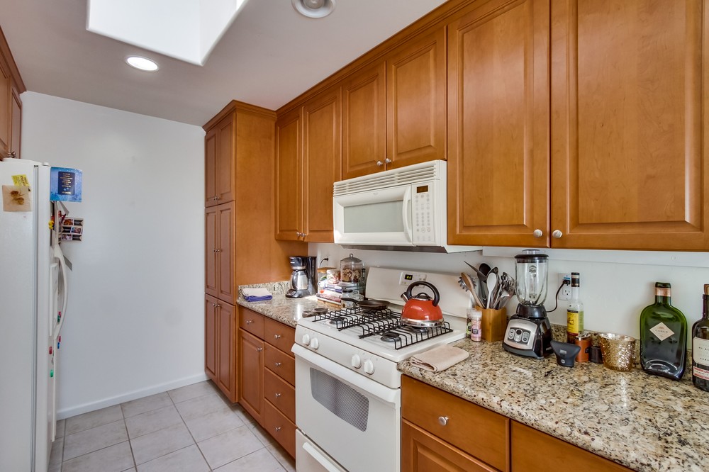 Virtual tour photo 12 of 26 for 1853 Hornblend Street