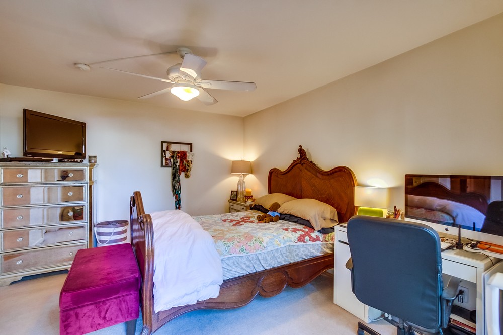 Virtual tour photo 16 of 26 for 1853 Hornblend Street