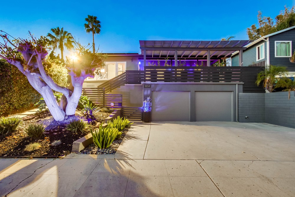 Virtual tour photo 3 of 67 for 1854 Beryl St