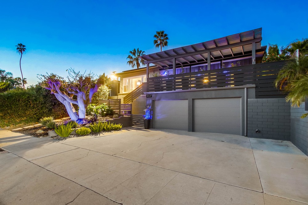 Virtual tour photo 4 of 67 for 1854 Beryl St