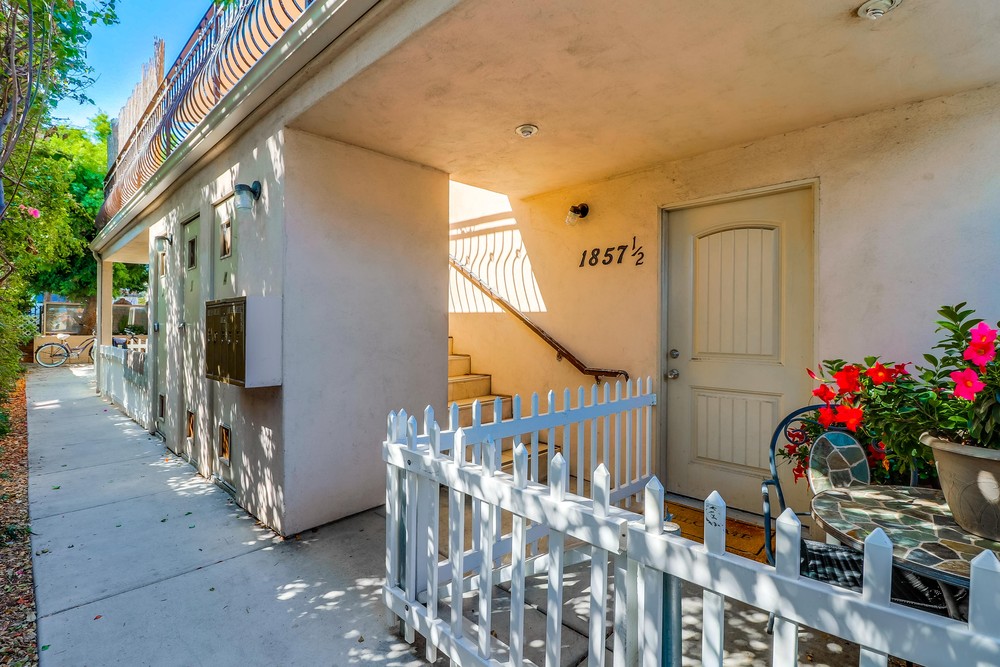 Virtual tour photo 5 of 28 for 1857 1/2 Grand Ave
