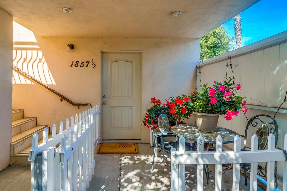 Virtual tour photo 6 of 28 for 1857 1/2 Grand Ave