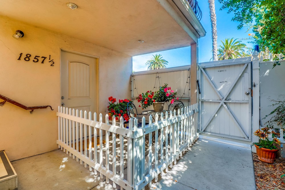 Virtual tour photo 7 of 28 for 1857 1/2 Grand Ave