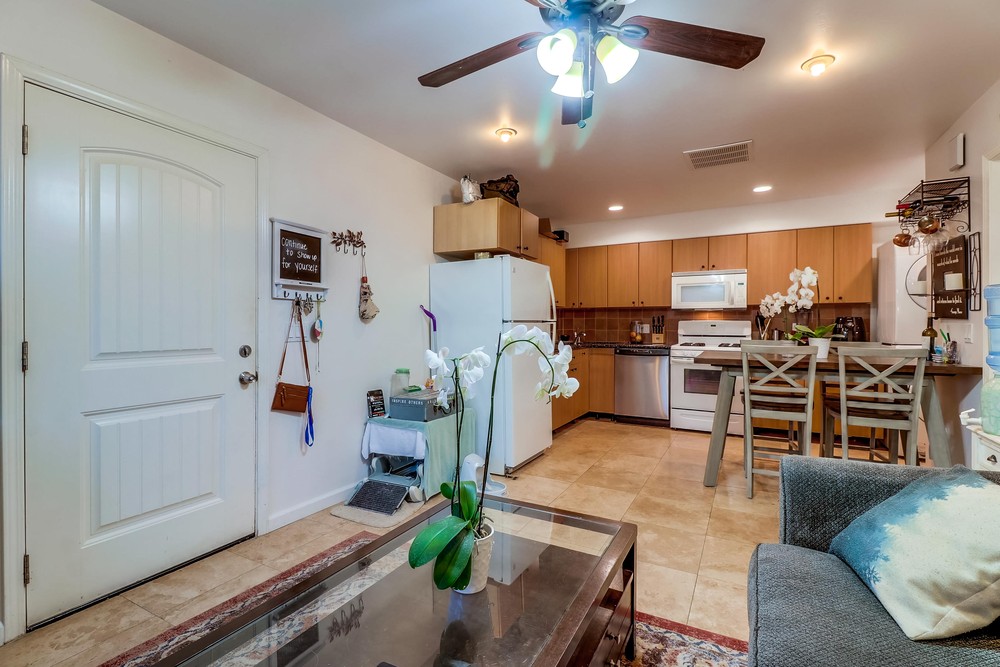 Virtual tour photo 11 of 28 for 1857 1/2 Grand Ave