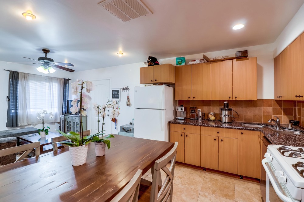 Virtual tour photo 15 of 28 for 1857 1/2 Grand Ave