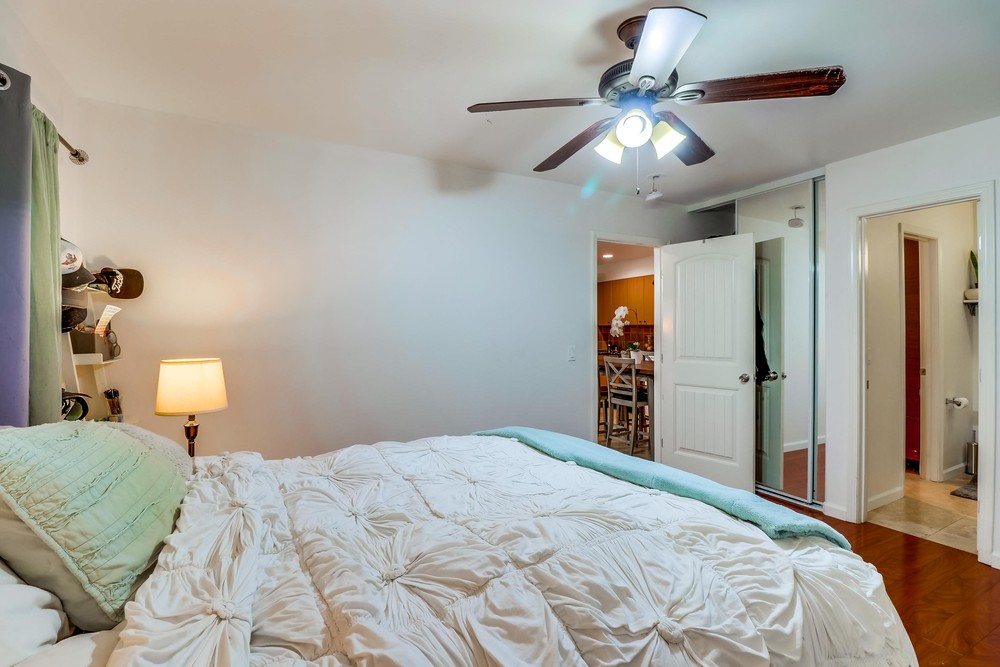 Virtual tour photo 23 of 28 for 1857 1/2 Grand Ave