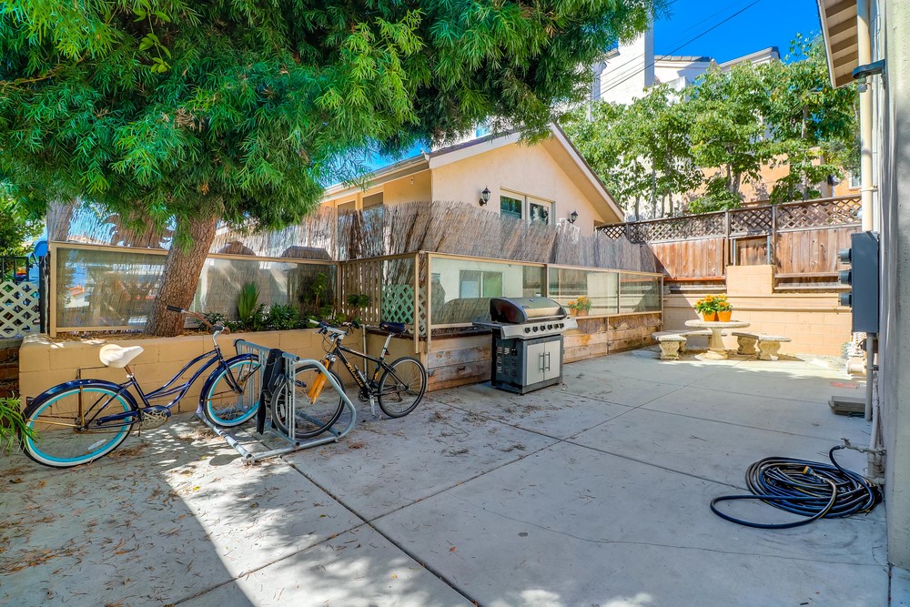 Virtual tour photo 29 of 28 for 1857 1/2 Grand Ave
