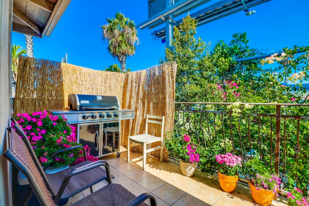 Virtual tour photo 6 of 25 for 1859 Grand Ave