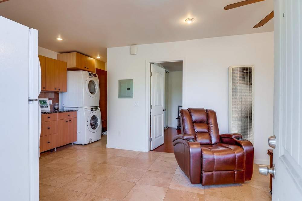 Virtual tour photo 8 of 25 for 1859 Grand Ave