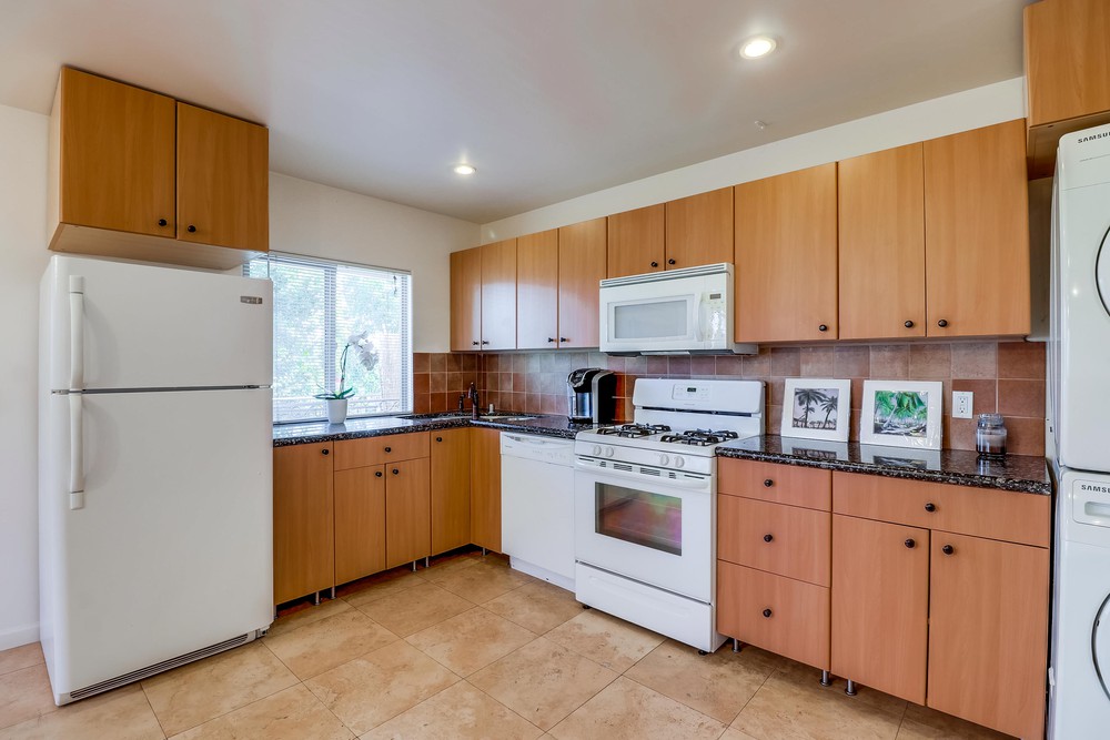 Virtual tour photo 16 of 25 for 1859 Grand Ave