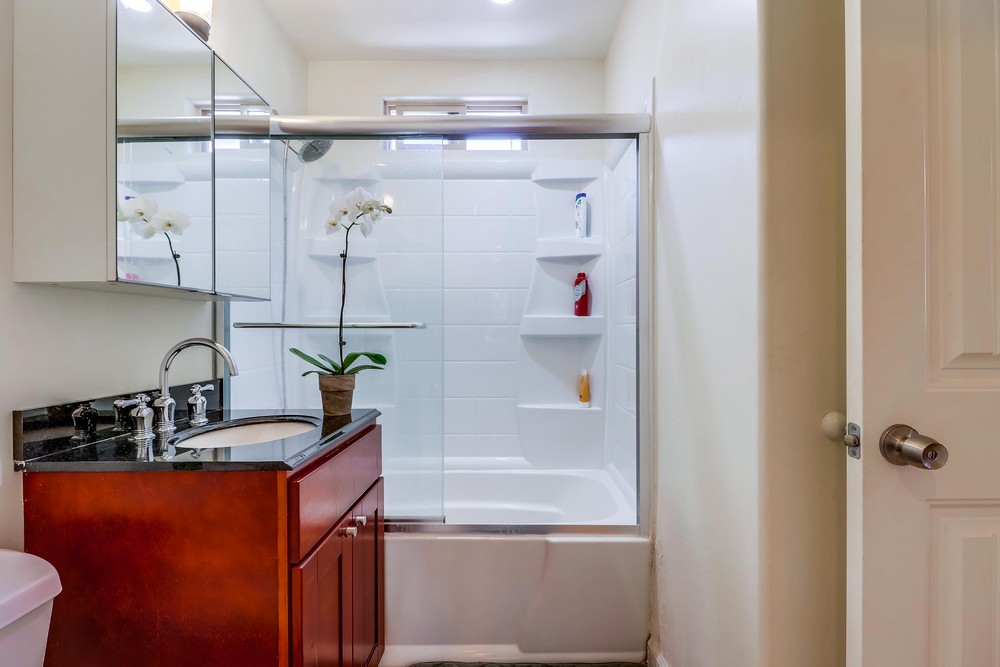 Virtual tour photo 26 of 25 for 1859 Grand Ave