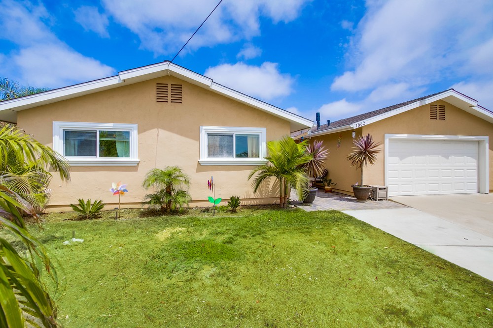 Virtual tour photo 5 of 54 for 1862 Halley St