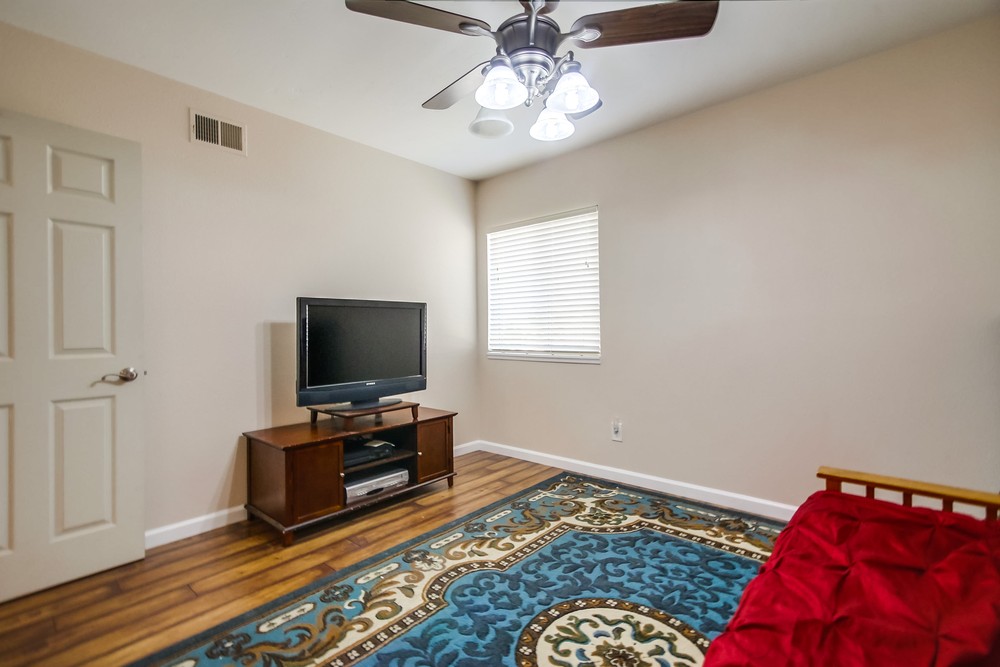 Virtual tour photo 26 of 54 for 1862 Halley St