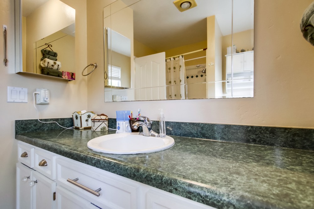 Virtual tour photo 29 of 54 for 1862 Halley St
