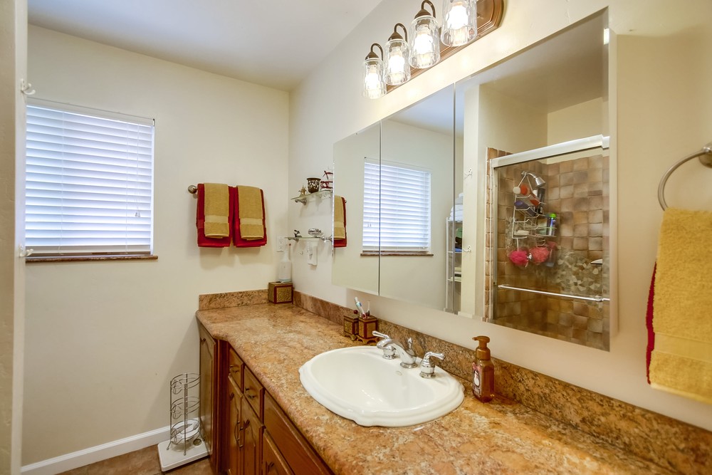 Virtual tour photo 44 of 54 for 1862 Halley St