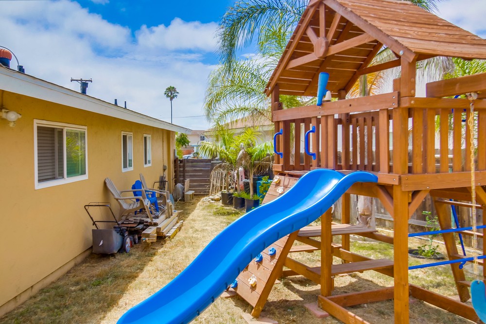 Virtual tour photo 53 of 54 for 1862 Halley St