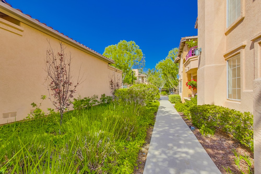 Virtual tour photo 5 of 35 for 18638 Caminito Cantilena #272
