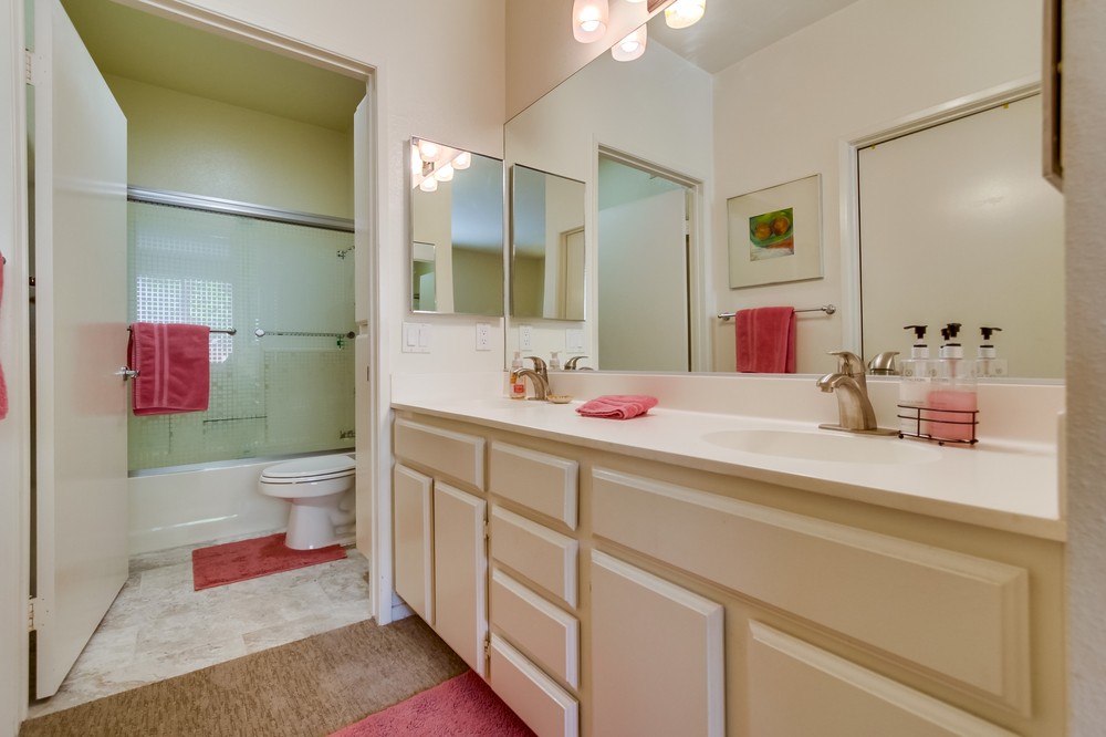 Virtual tour photo 26 of 35 for 18638 Caminito Cantilena #272