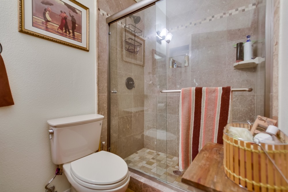 Virtual tour photo 33 of 35 for 18638 Caminito Cantilena #272