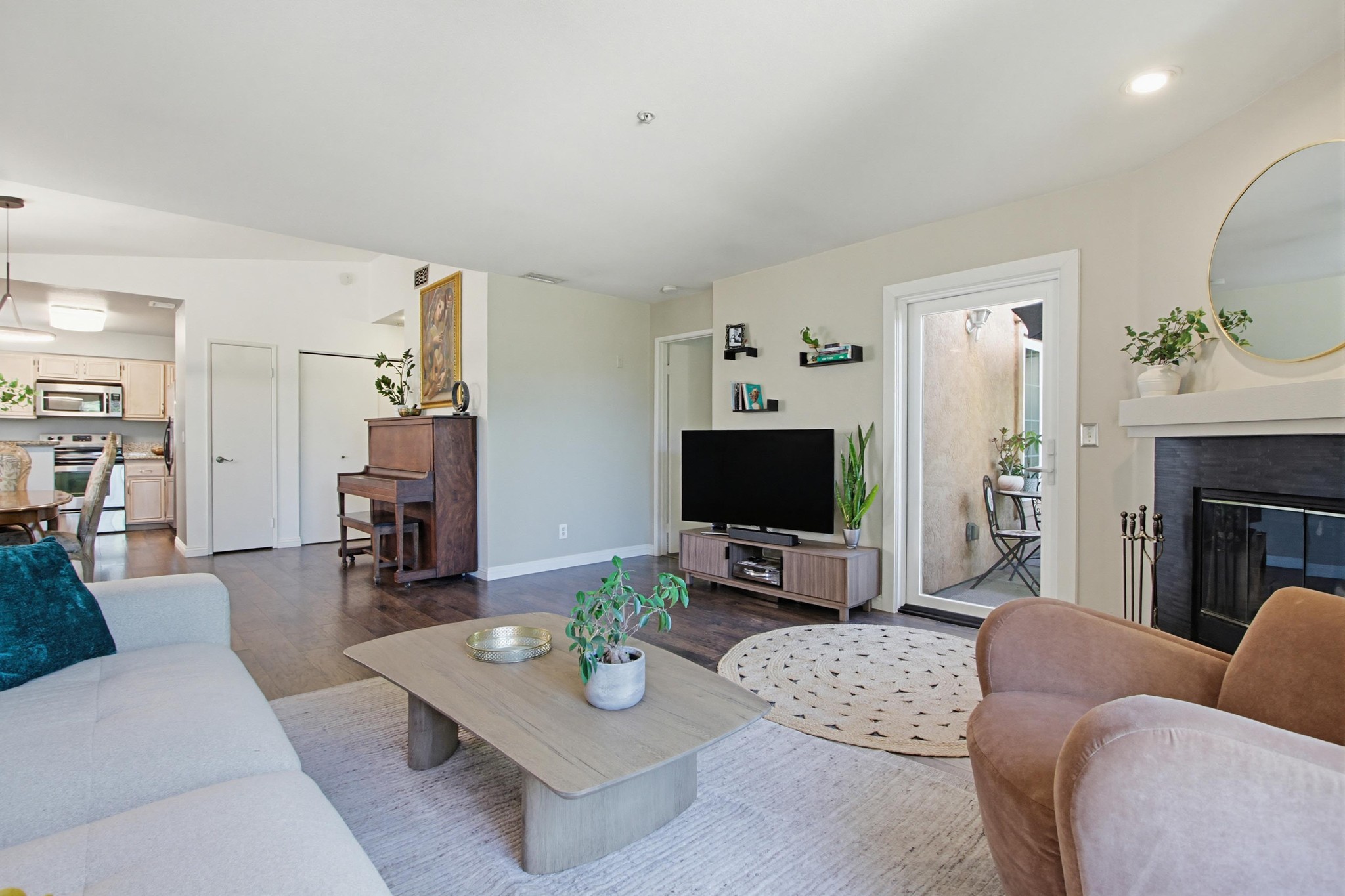 Virtual tour photo 9 of 61 for 18650 Caminito Cantilena UNIT 296