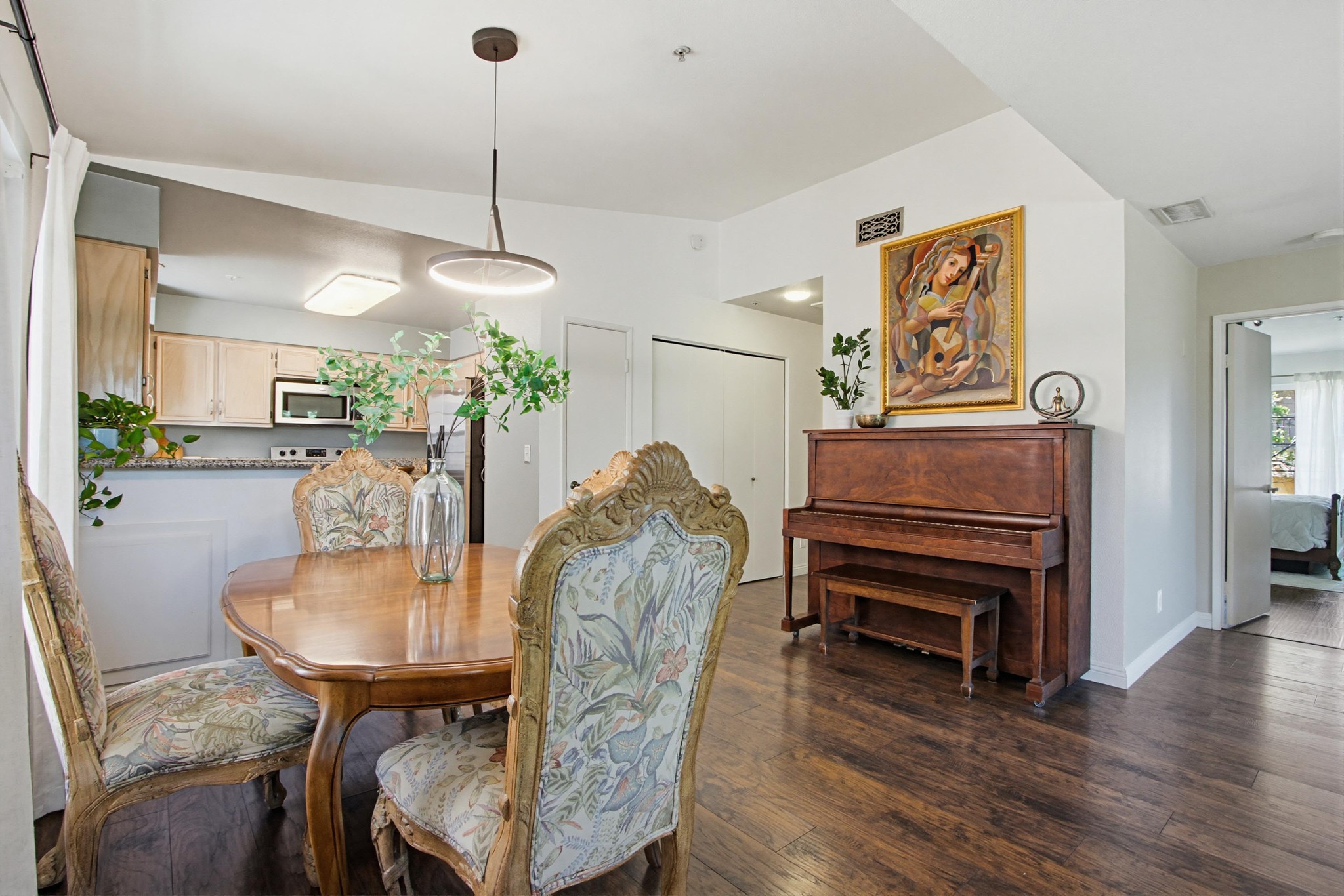 Virtual tour photo 12 of 61 for 18650 Caminito Cantilena UNIT 296