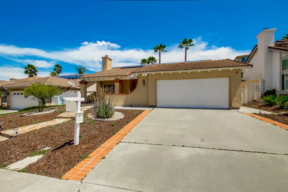 Virtual tour photo 3 of 58 for 18653 Wessex St