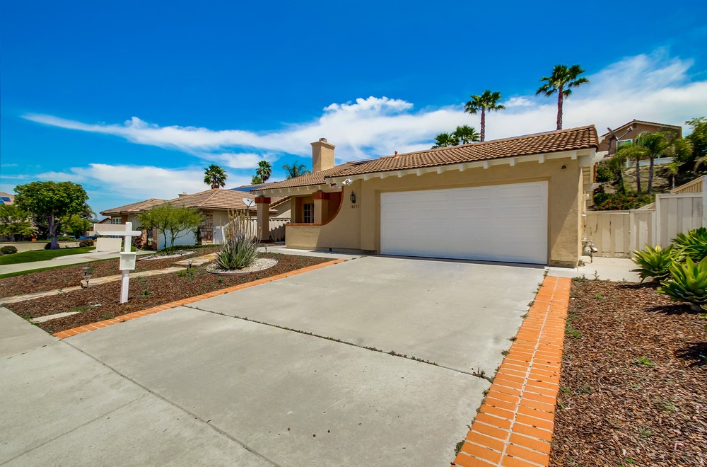 Virtual tour photo 4 of 58 for 18653 Wessex St
