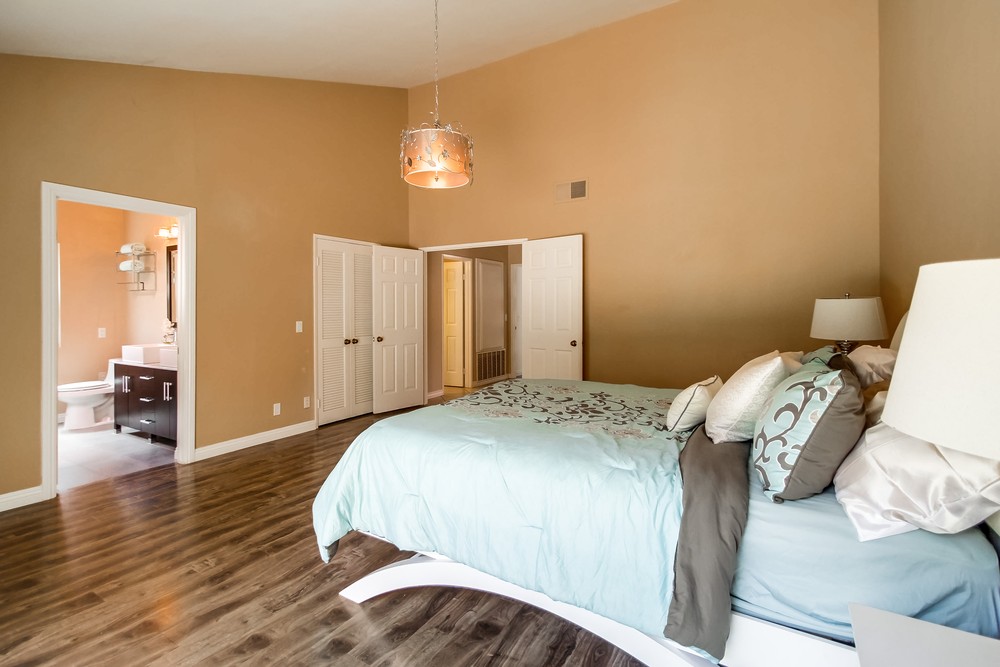 Virtual tour photo 37 of 58 for 18653 Wessex St