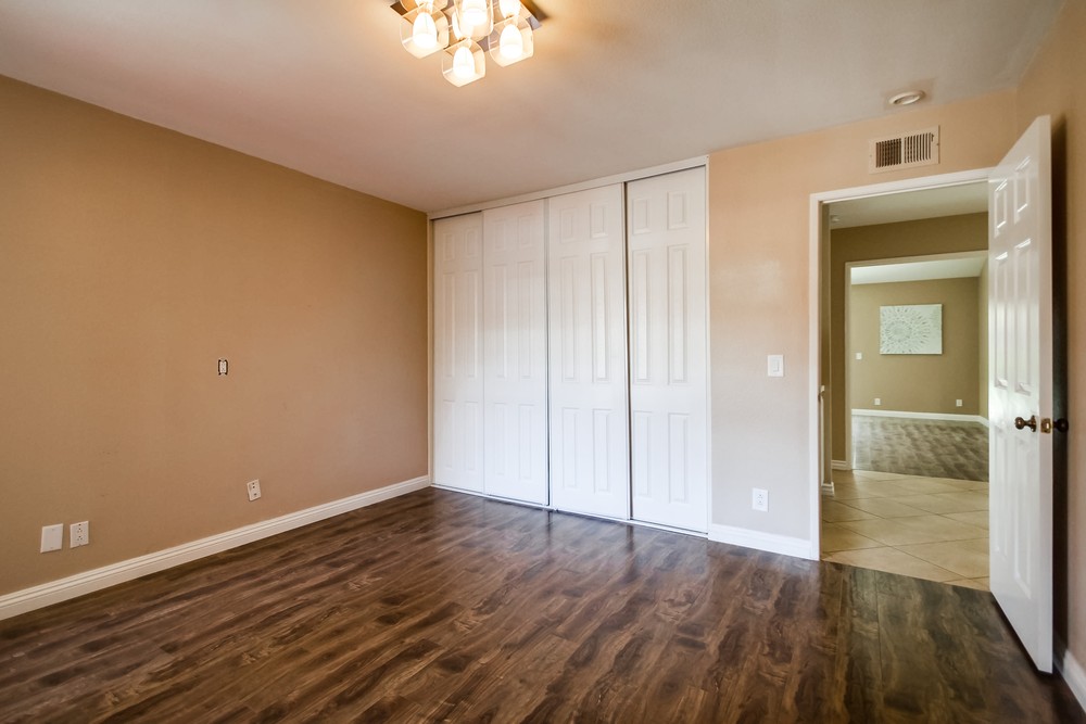 Virtual tour photo 44 of 58 for 18653 Wessex St