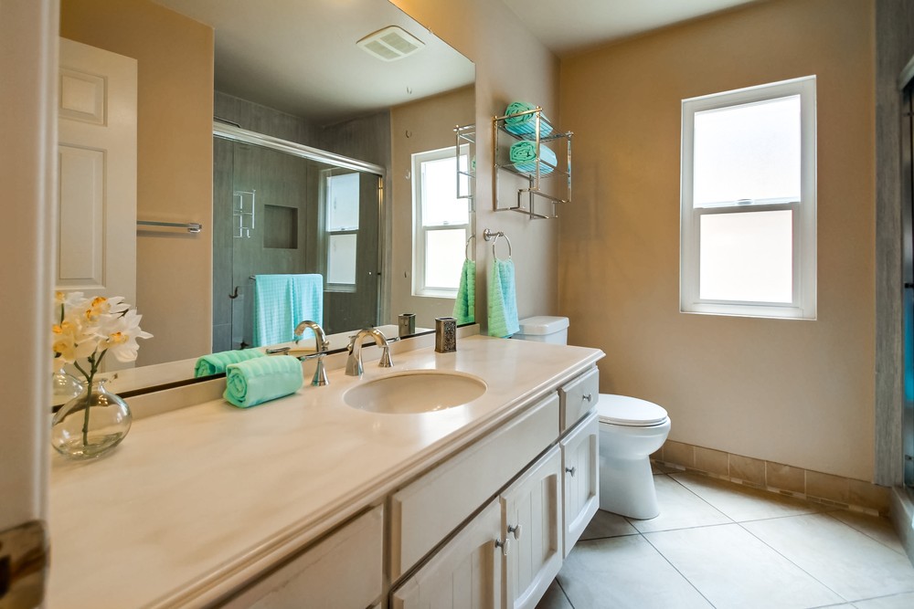 Virtual tour photo 45 of 58 for 18653 Wessex St