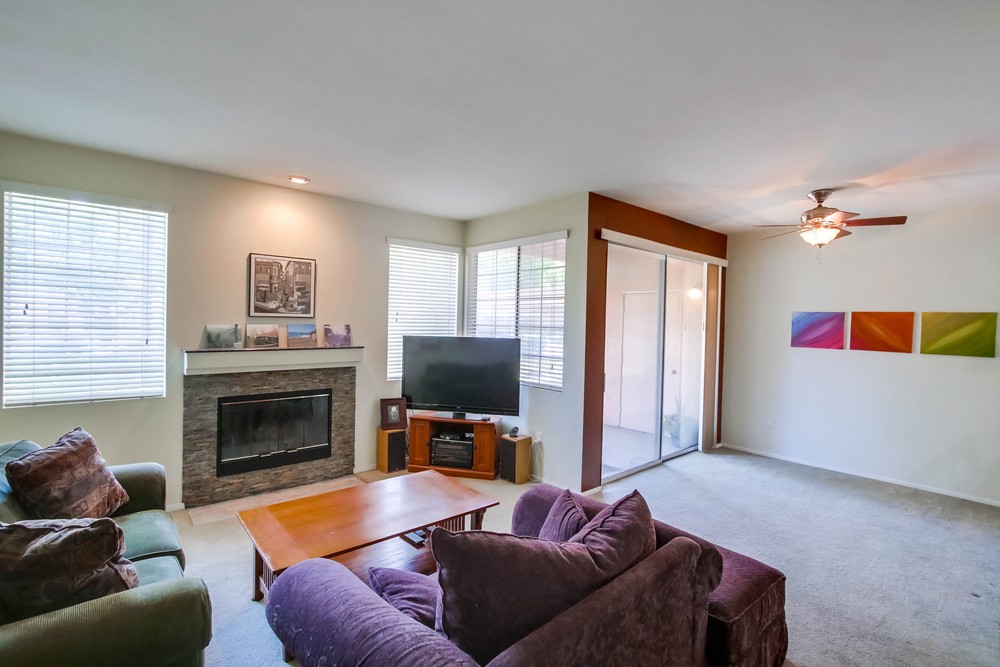 Virtual tour photo 5 of 32 for 18656 Caminito Cantilena UNIT 275