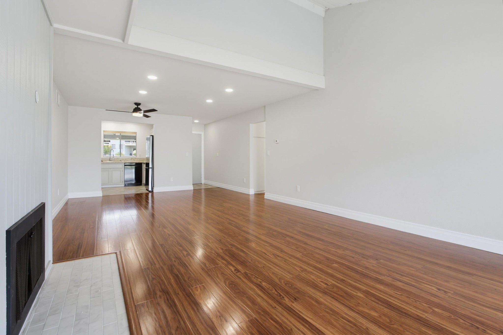 Virtual tour photo 24 of 43 for 1866 Fairway Cir Dr