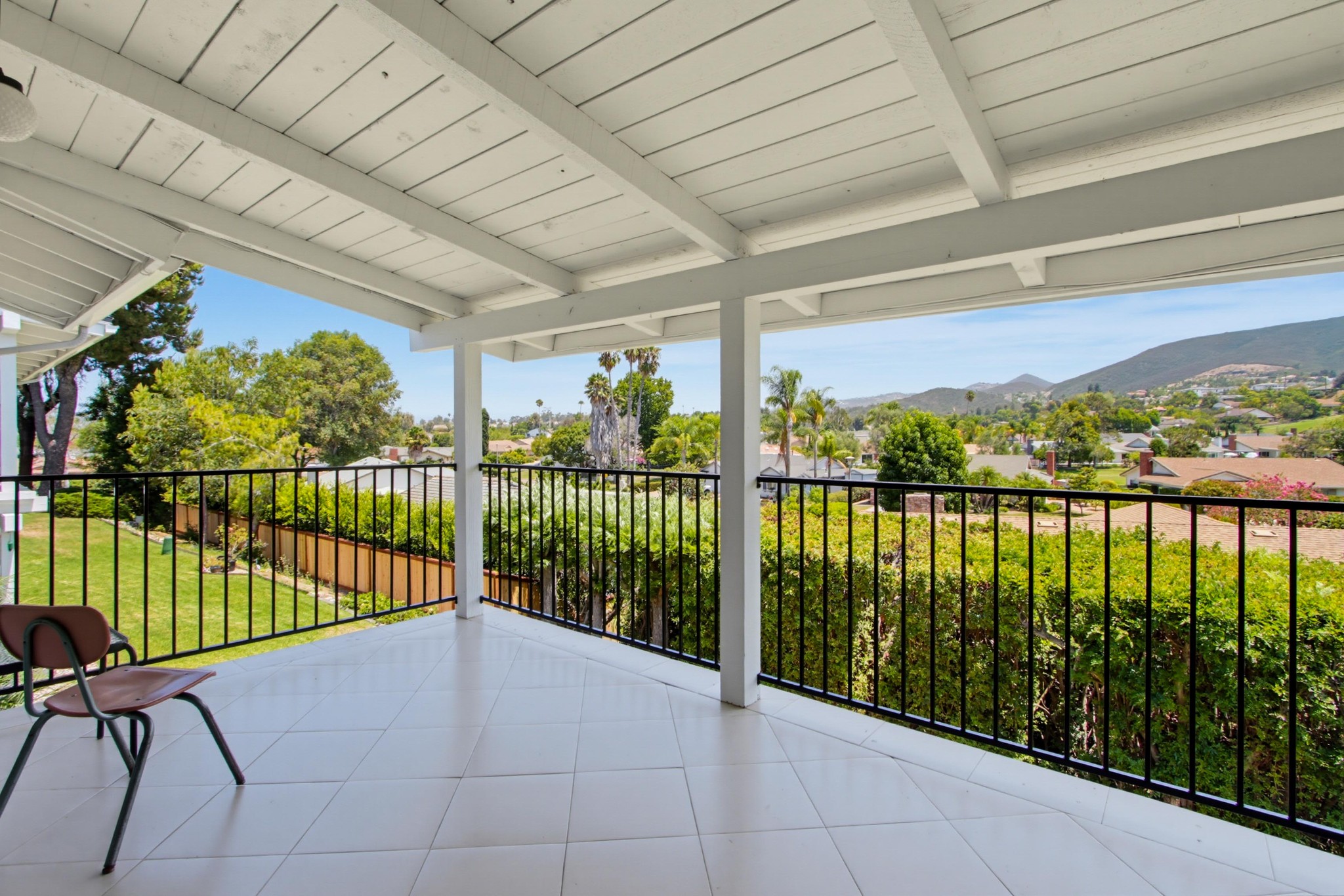 Virtual tour photo 25 of 43 for 1866 Fairway Cir Dr