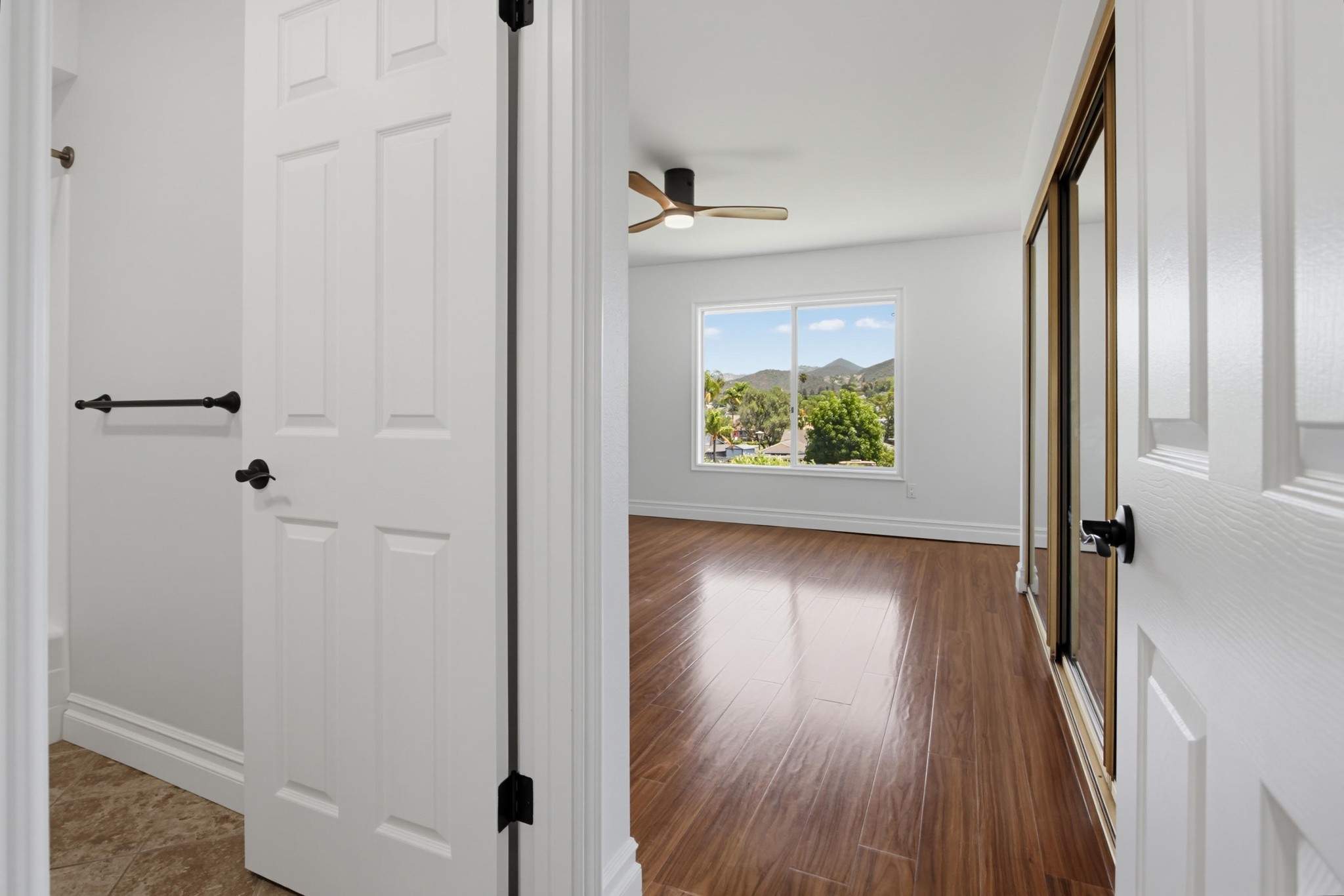 Virtual tour photo 29 of 43 for 1866 Fairway Cir Dr
