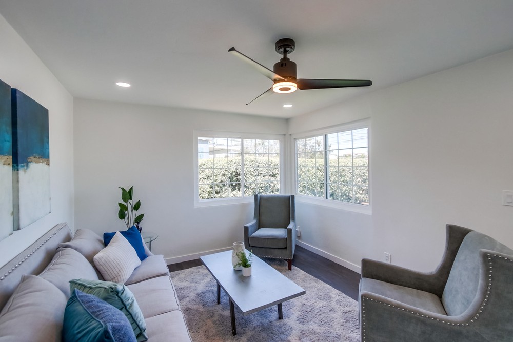 Virtual tour photo 11 of 64 for 1870 David St