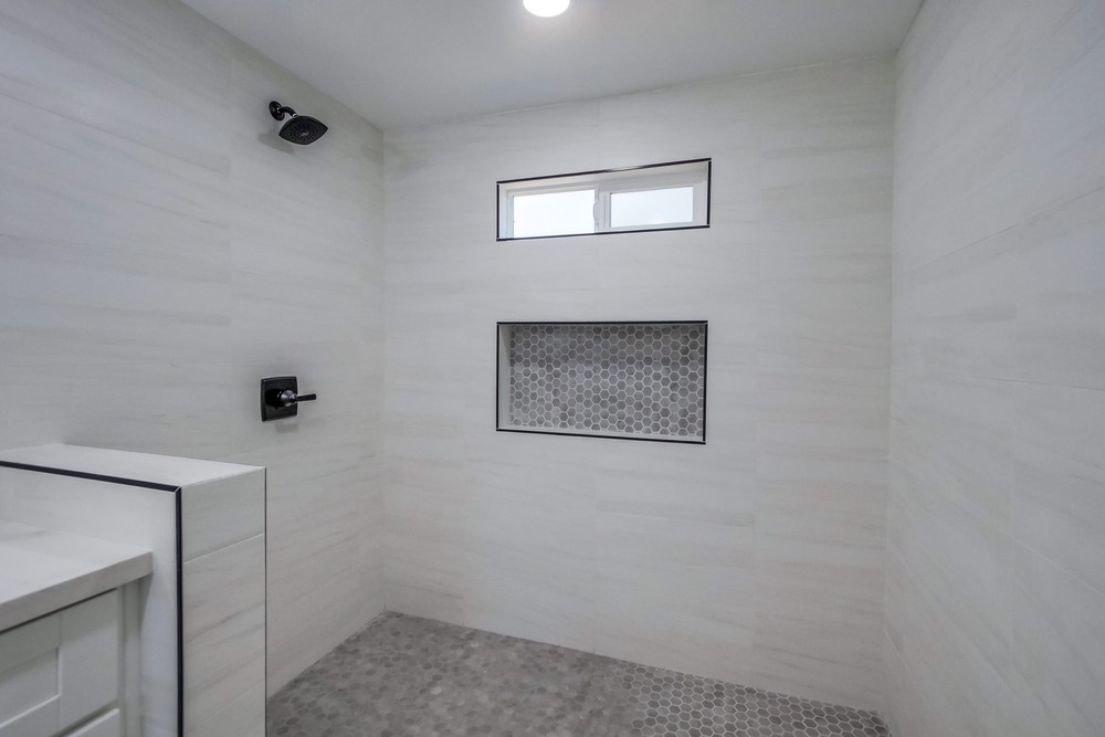 Virtual tour photo 37 of 64 for 1870 David St