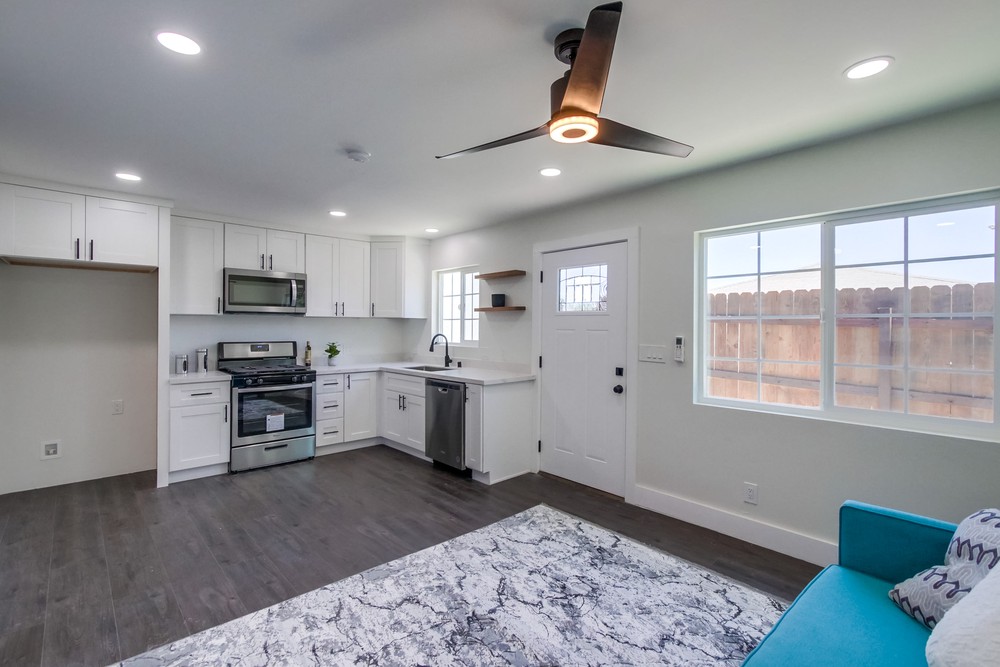 Virtual tour photo 54 of 64 for 1870 David St