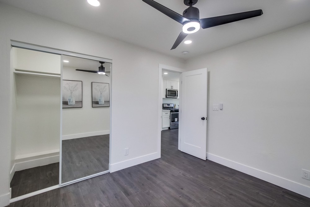 Virtual tour photo 60 of 64 for 1870 David St