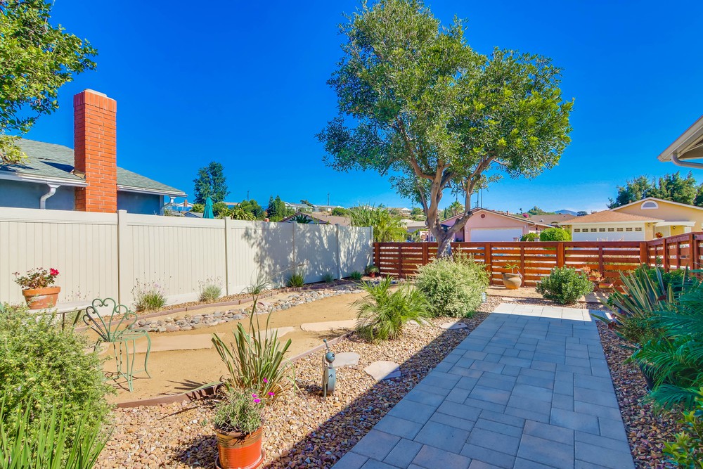 Virtual tour photo 8 of 62 for 1870 Paradise Hills Rd