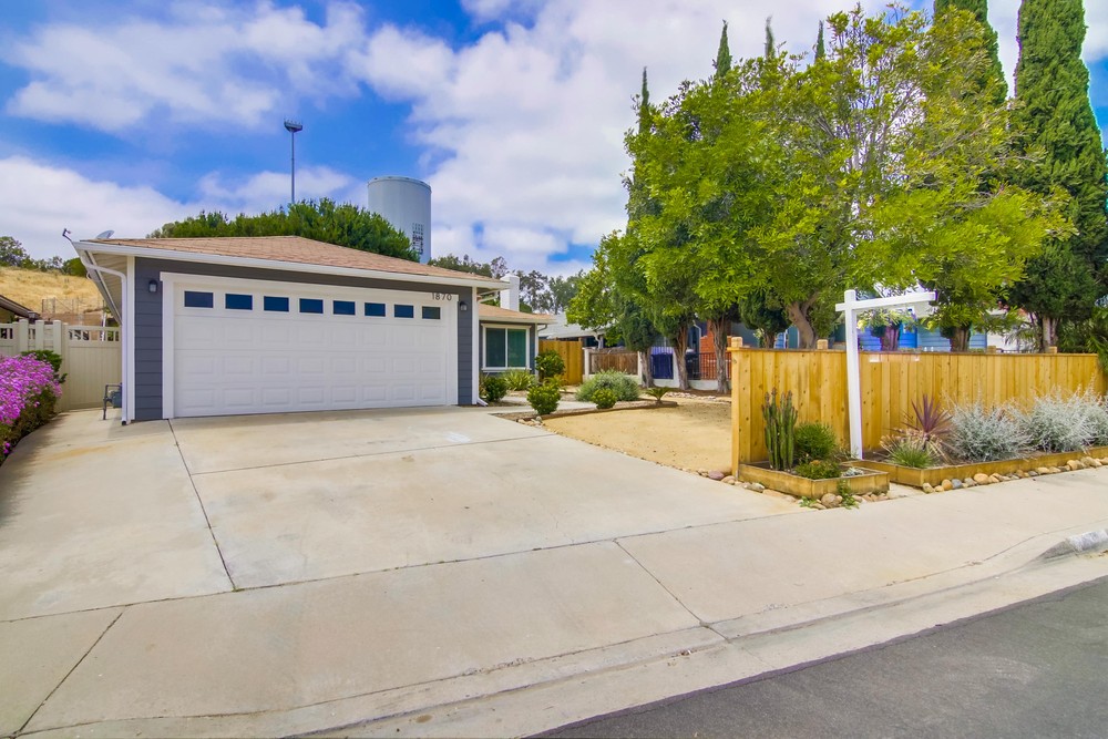 Virtual tour photo 1 of 8 for 1870 Paradise Hills Rd